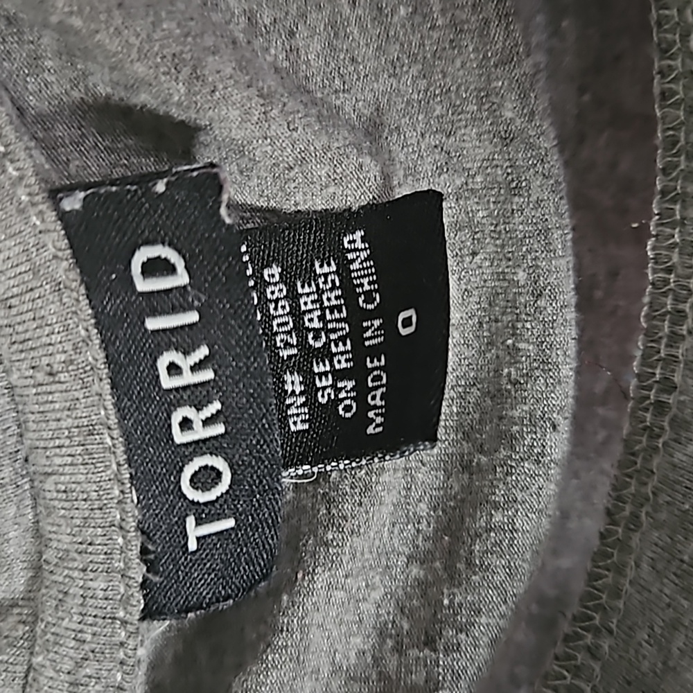 Torrid top - Picture 3 of 3